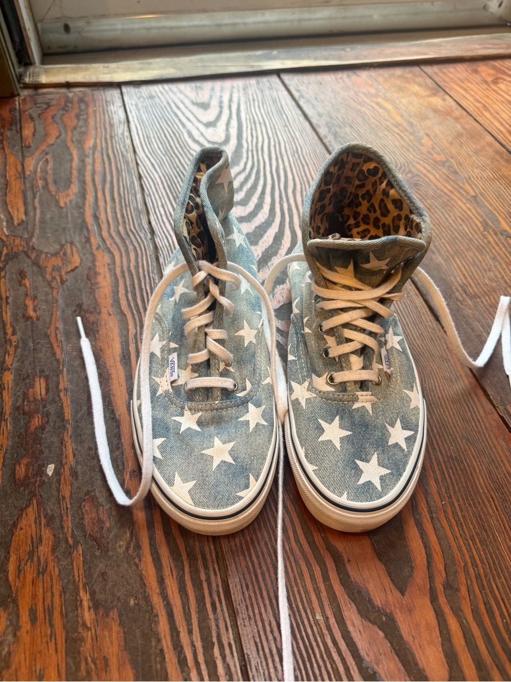 Vans Light Blue Star-Print & leopard High Top Sneakers - Picture 2 of 5
